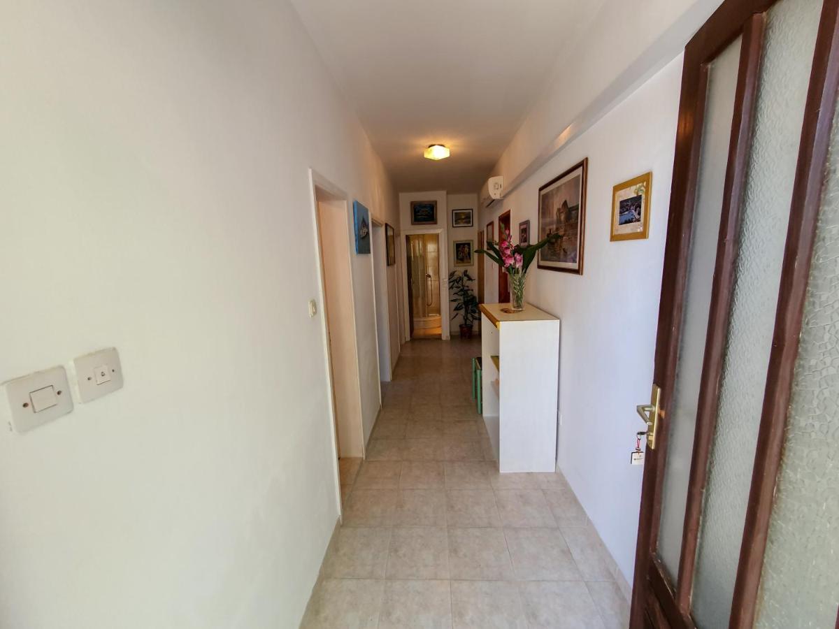 Makjanic Apartment Jelsa  Exterior foto